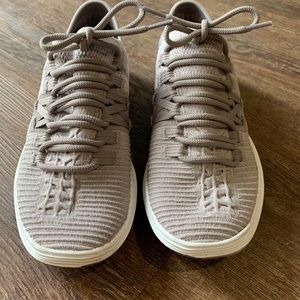 UA W Speedform AMP 3.0